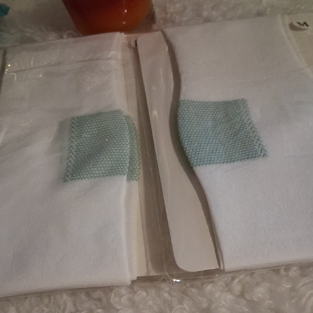 White Anti-Embolism Compression Stockings - Picture 8 of 12